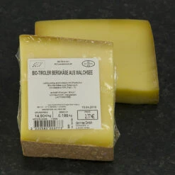Biokäserei Walchsee Tiroler Bergkäse 3 Monate Gereift G.U., Ca. 200 G Stück - Laktosefrei - , A 50%