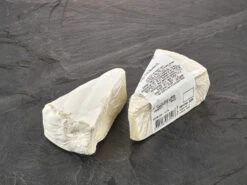 Bastiaansen Bio Ziegenbrie, Ca. 130 G Stück , Mind. 50%